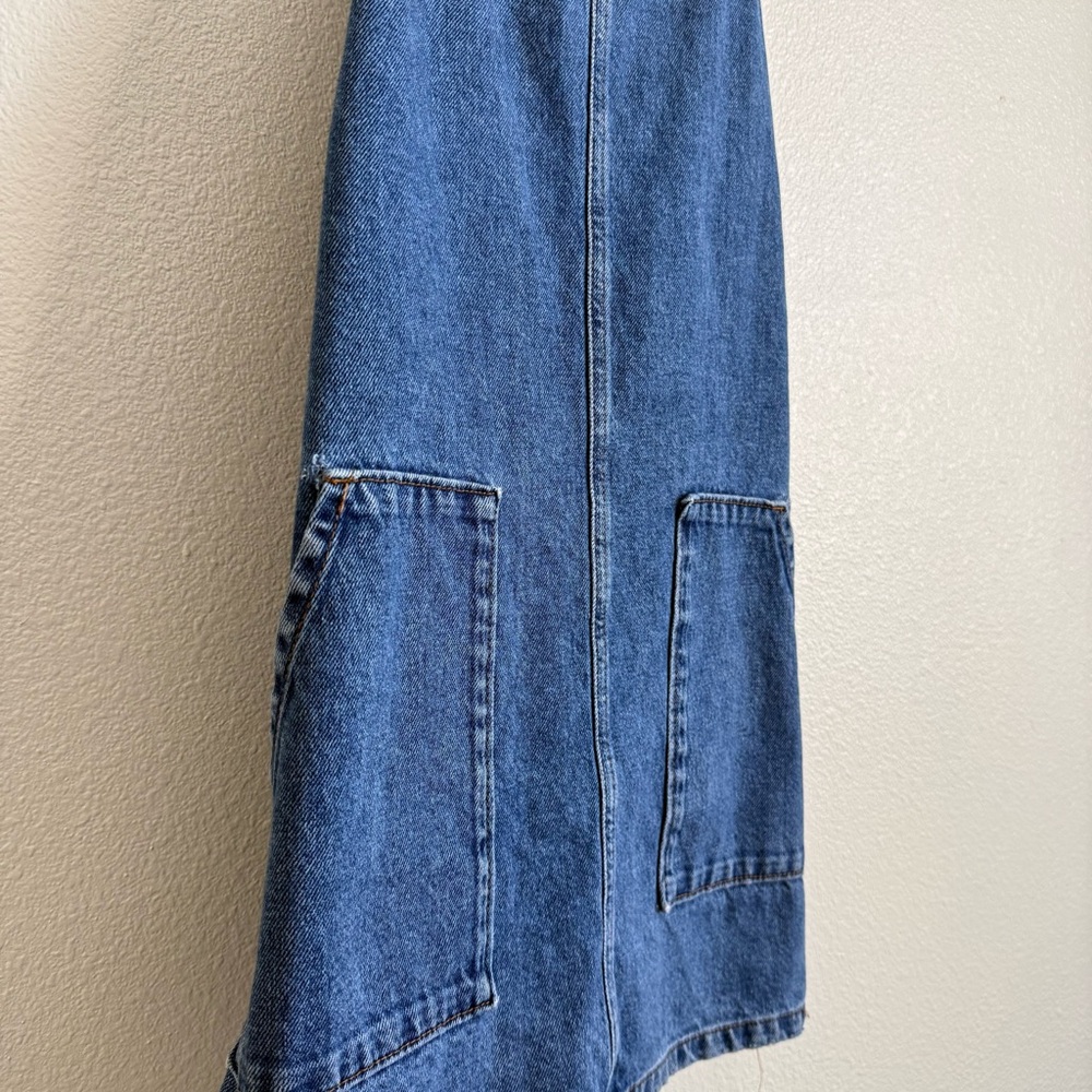 Denim Dress w/ Pockets (Box D) - Picture 3 of 7